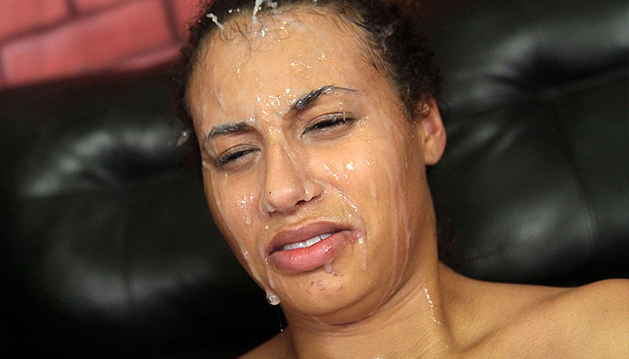 Latina Throats Lola Lozado